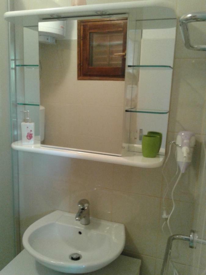 Apartment Milka Petrcane Ngoại thất bức ảnh